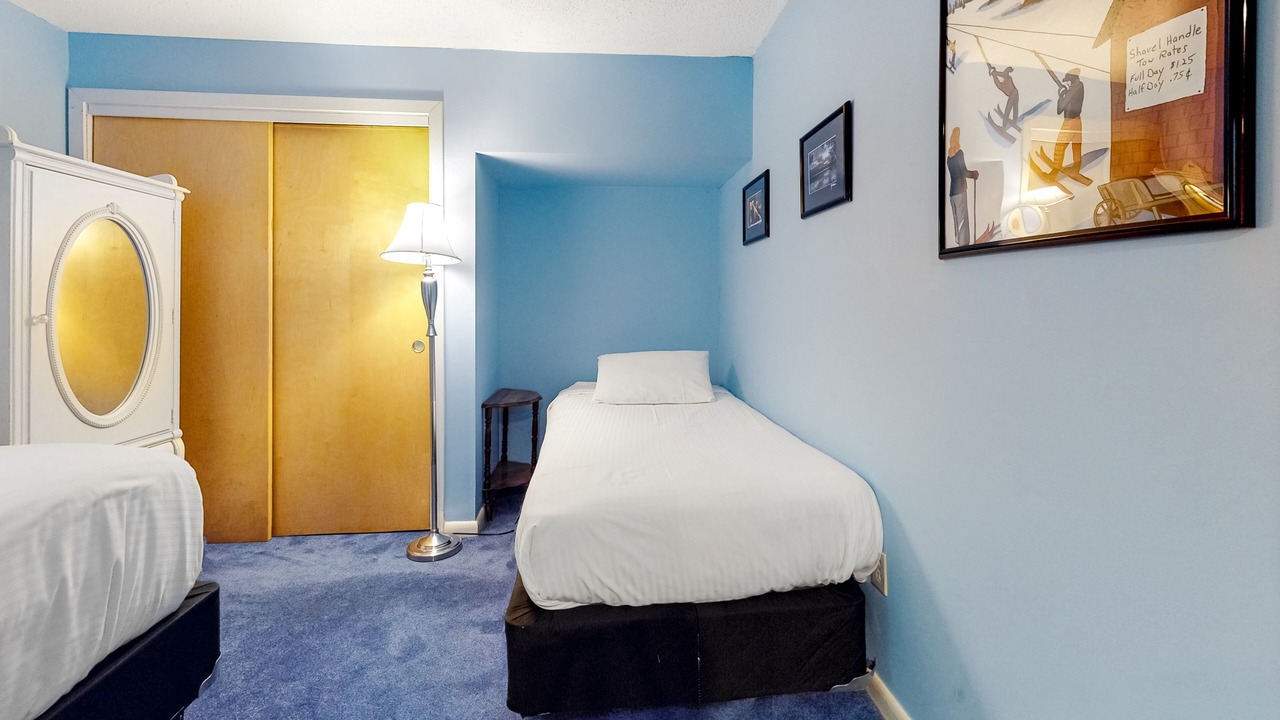 Photo of Bedroom in Eidelweiss Village