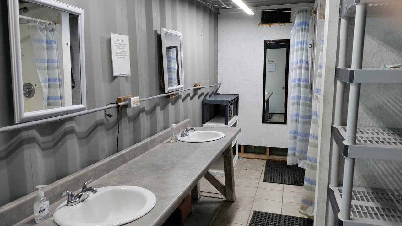 Photo of Bathroom in Elk Garden