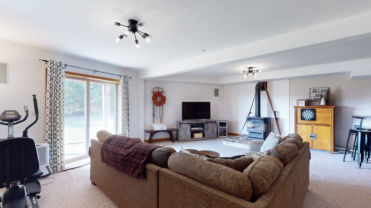 Photo of Livingroom in Accident