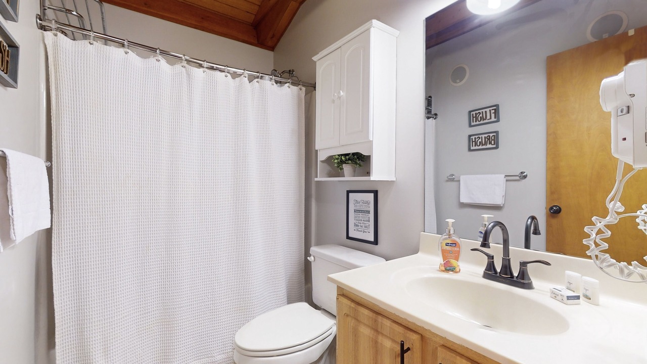 Photo of Bathroom in Accident