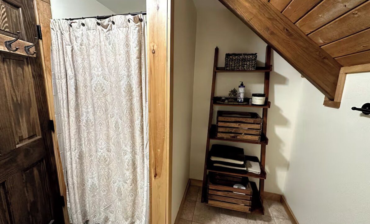 Photo of Bathroom in Mount Vision
