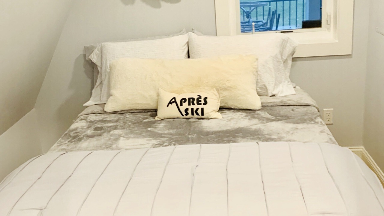 Photo of Bedroom in Center Ossipee