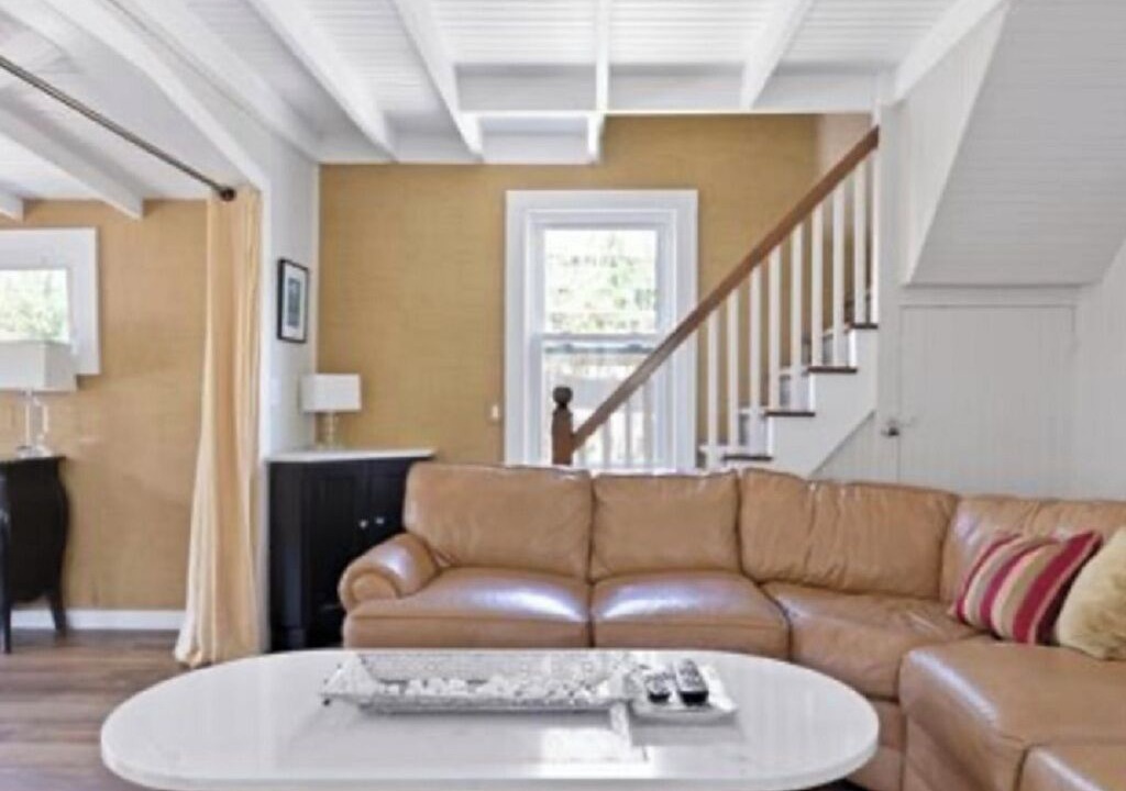 Photo of Livingroom in Ocean Beach