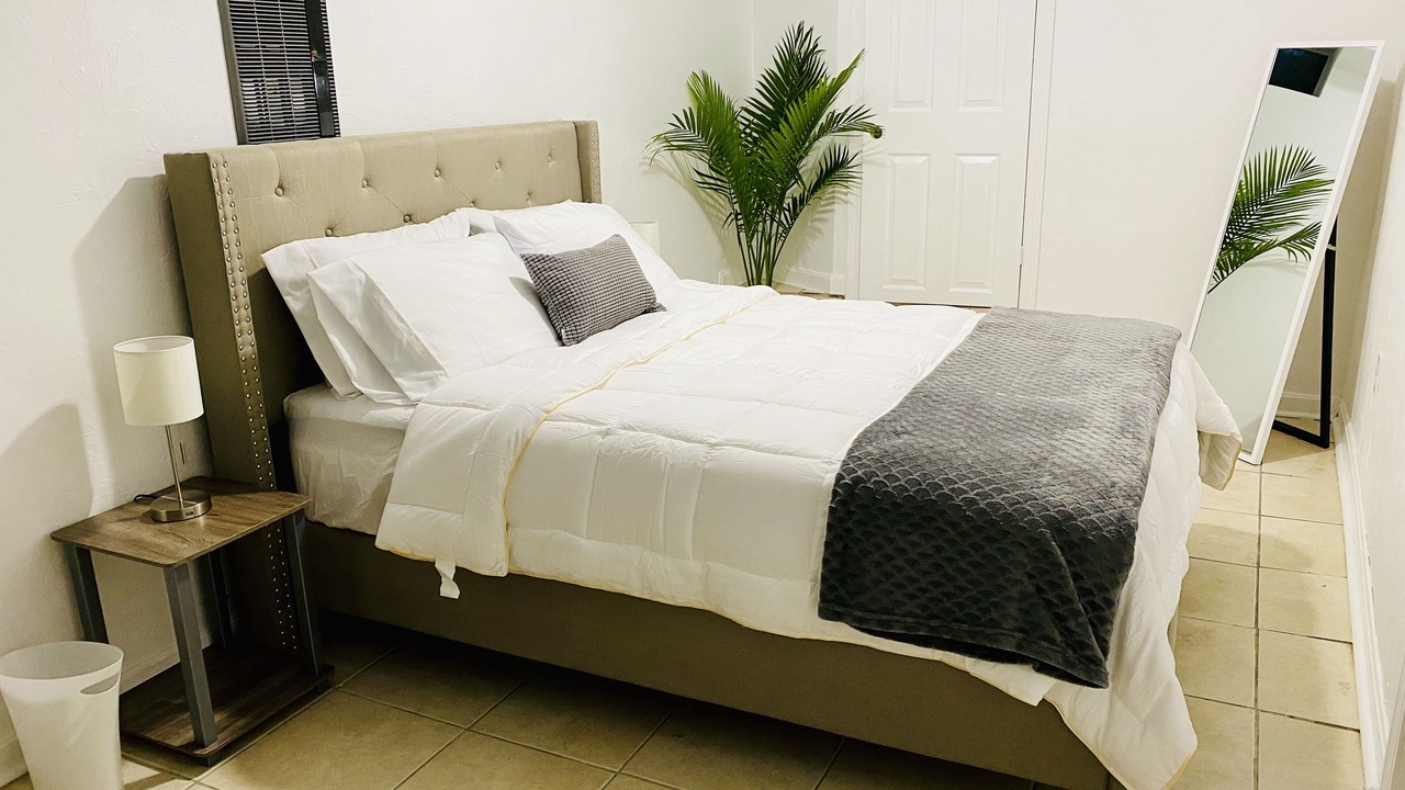 Photo of Bedroom in Metropolitan Hill - Beech Street