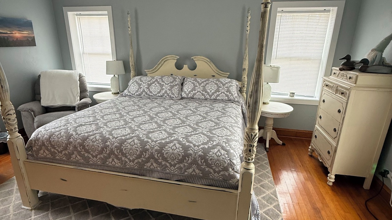 Photo of Bedroom in Upper Tract