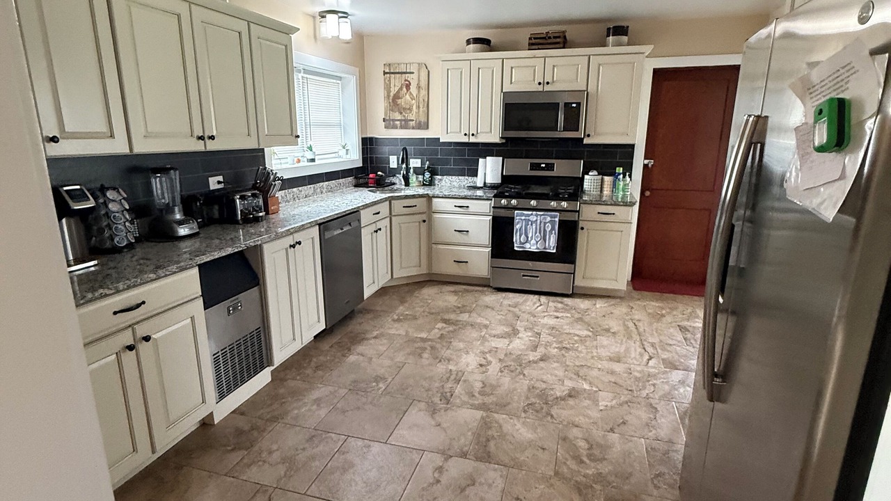 Photo of Kitchen in Upper Tract