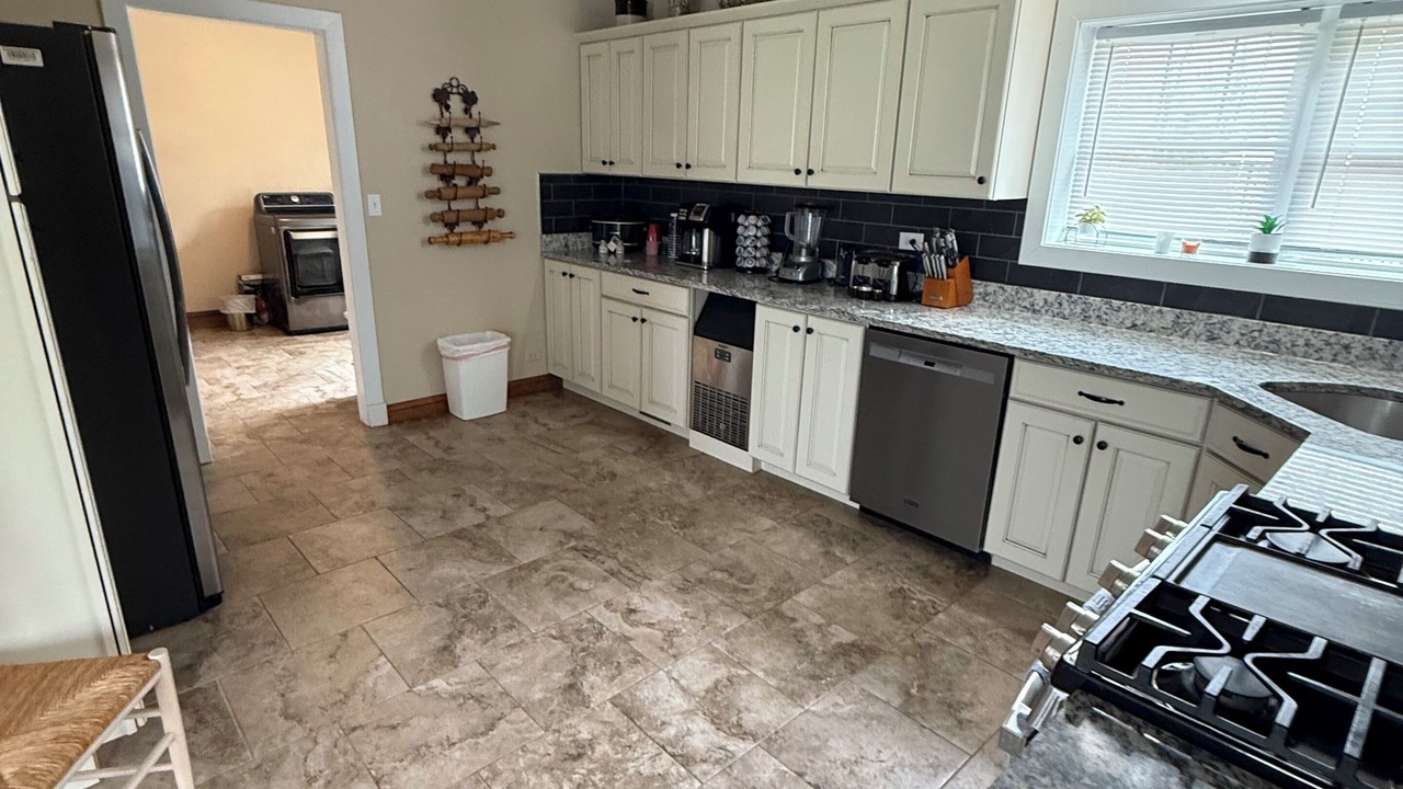 Photo of Kitchen in Upper Tract