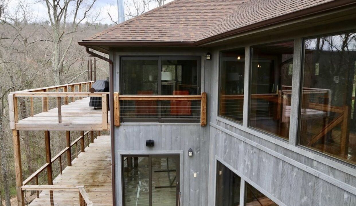 Photo of Patio Balcony in Lost River