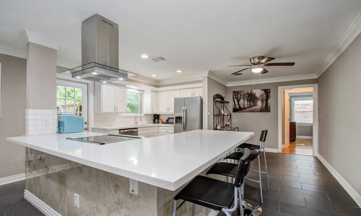 Photo of Kitchen in Garden Oaks