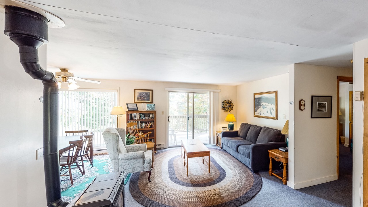 Photo of Livingroom in Stowe Area