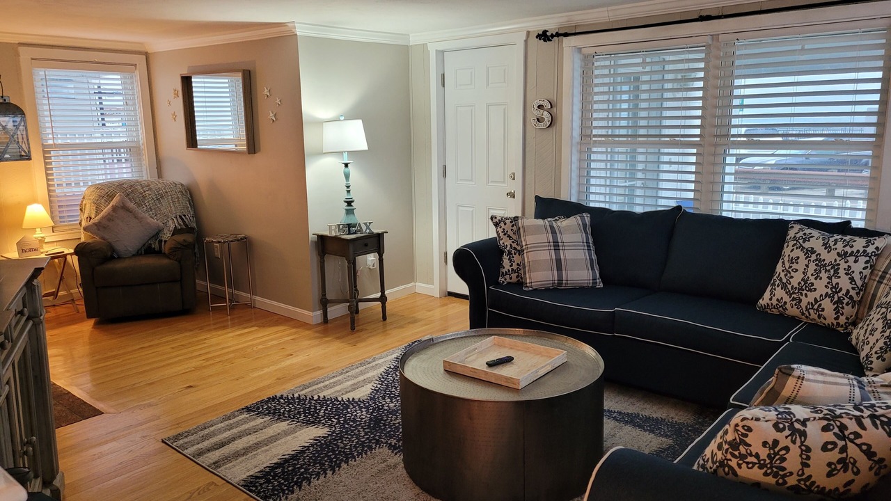 Photo of Livingroom in Hampton