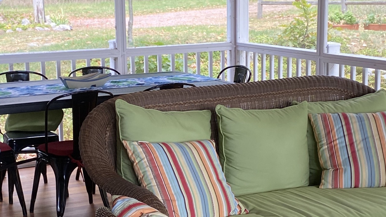 Photo of Livingroom in Wellesley Island