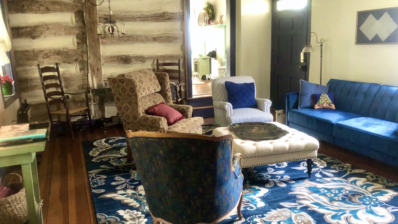 Photo of Livingroom in Sharpsburg