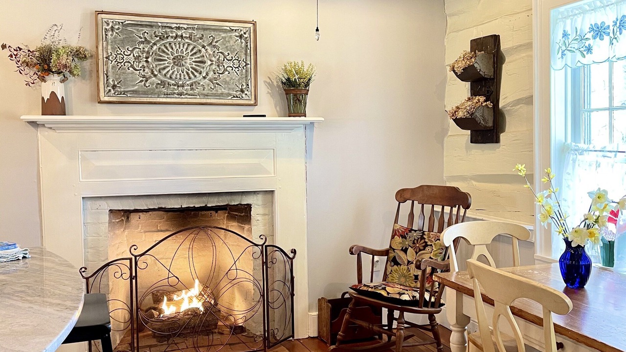 Photo of Livingroom in Sharpsburg