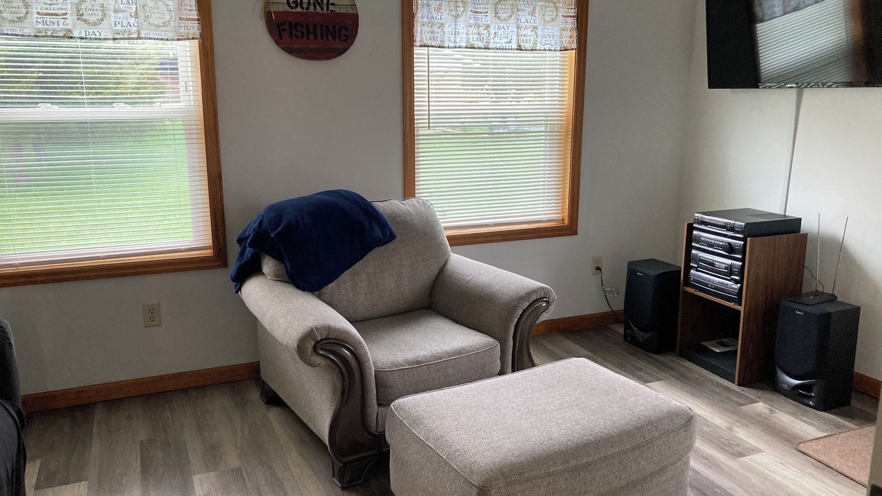Photo of Livingroom in Sylvan Beach