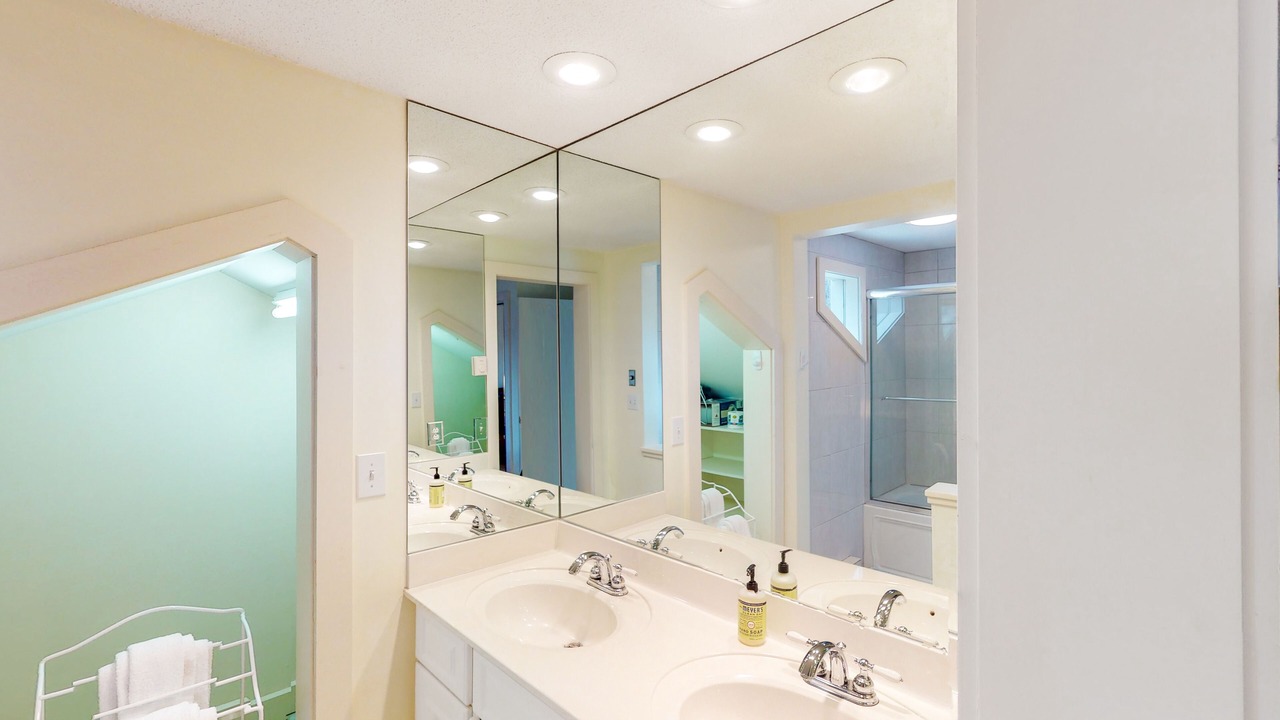 Photo of Bathroom in Bromley Mountain