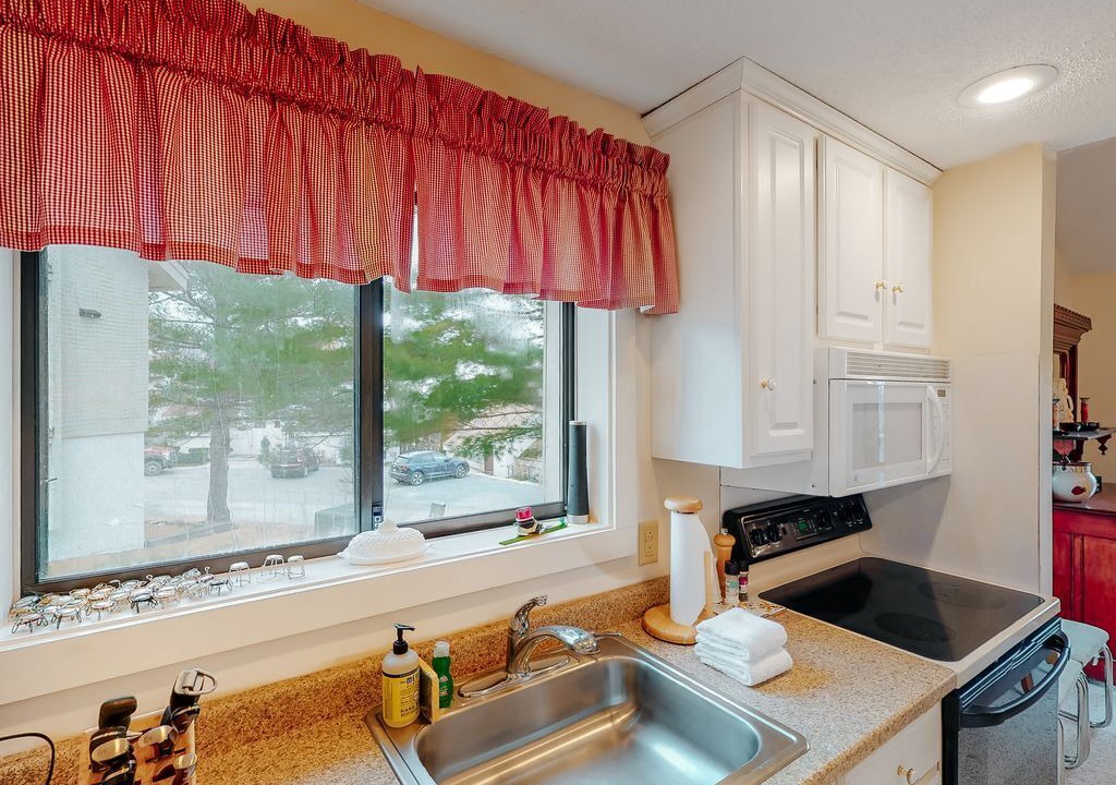 Photo of Kitchen in Bromley Mountain