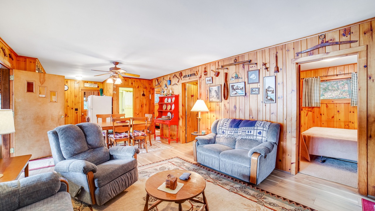 Photo of Livingroom in Chester Shores