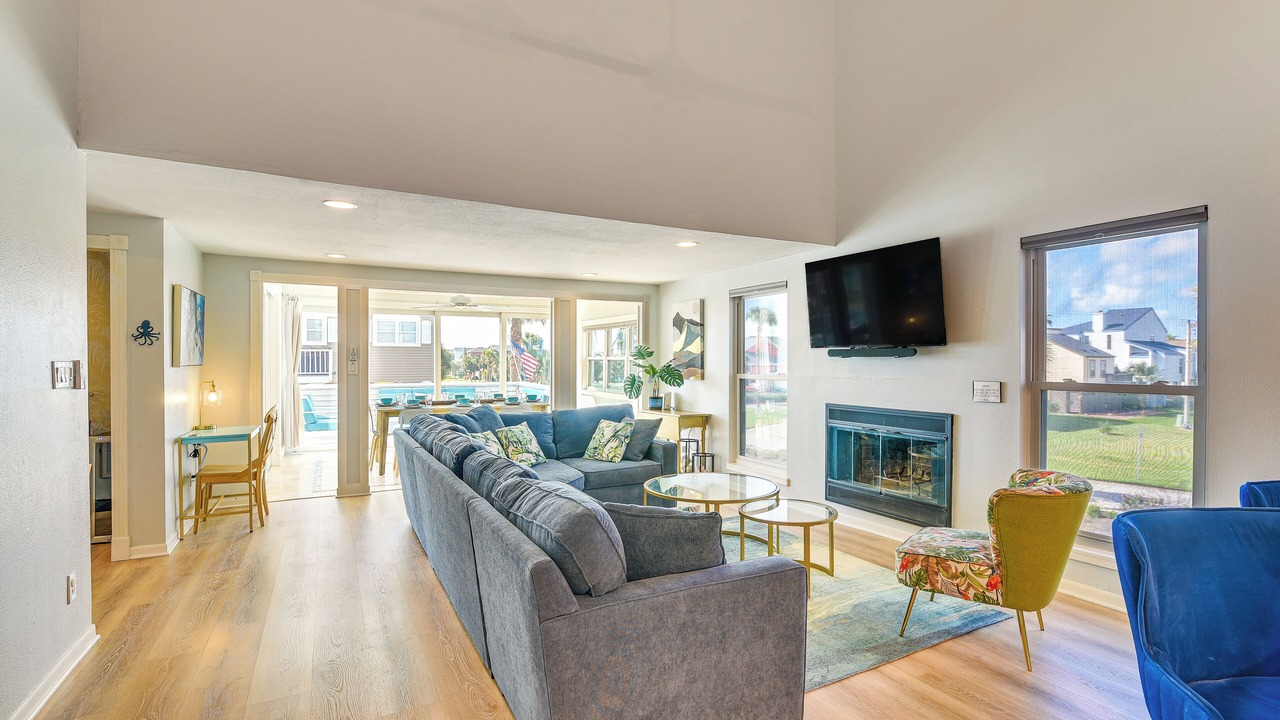 Photo of Livingroom in Pirates Beach