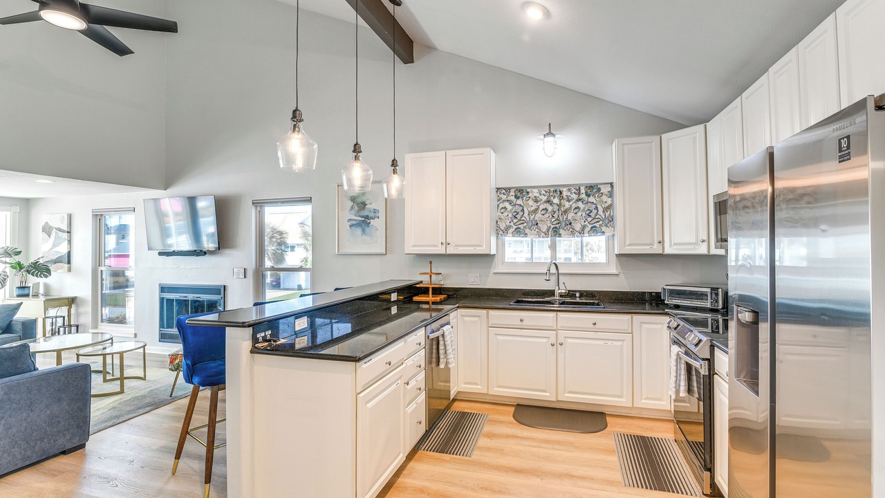 Photo of Kitchen in Pirates Beach