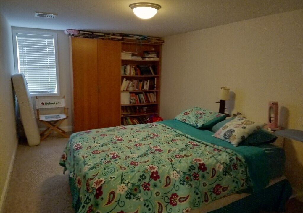 Photo of Bedroom in Teaneck