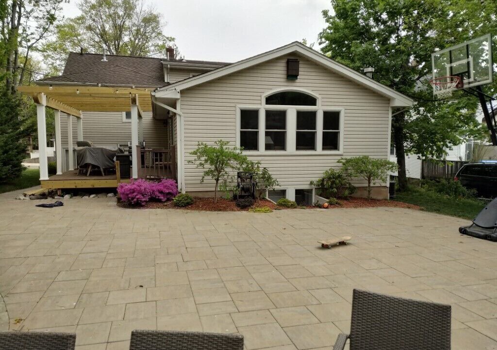 Photo of Outdoor in Teaneck