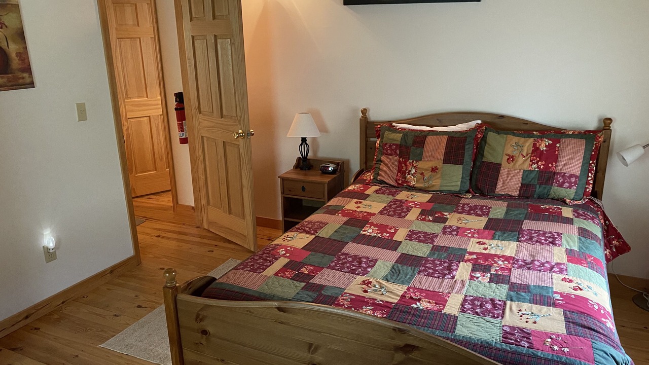 Photo of Bedroom in Berkeley Springs