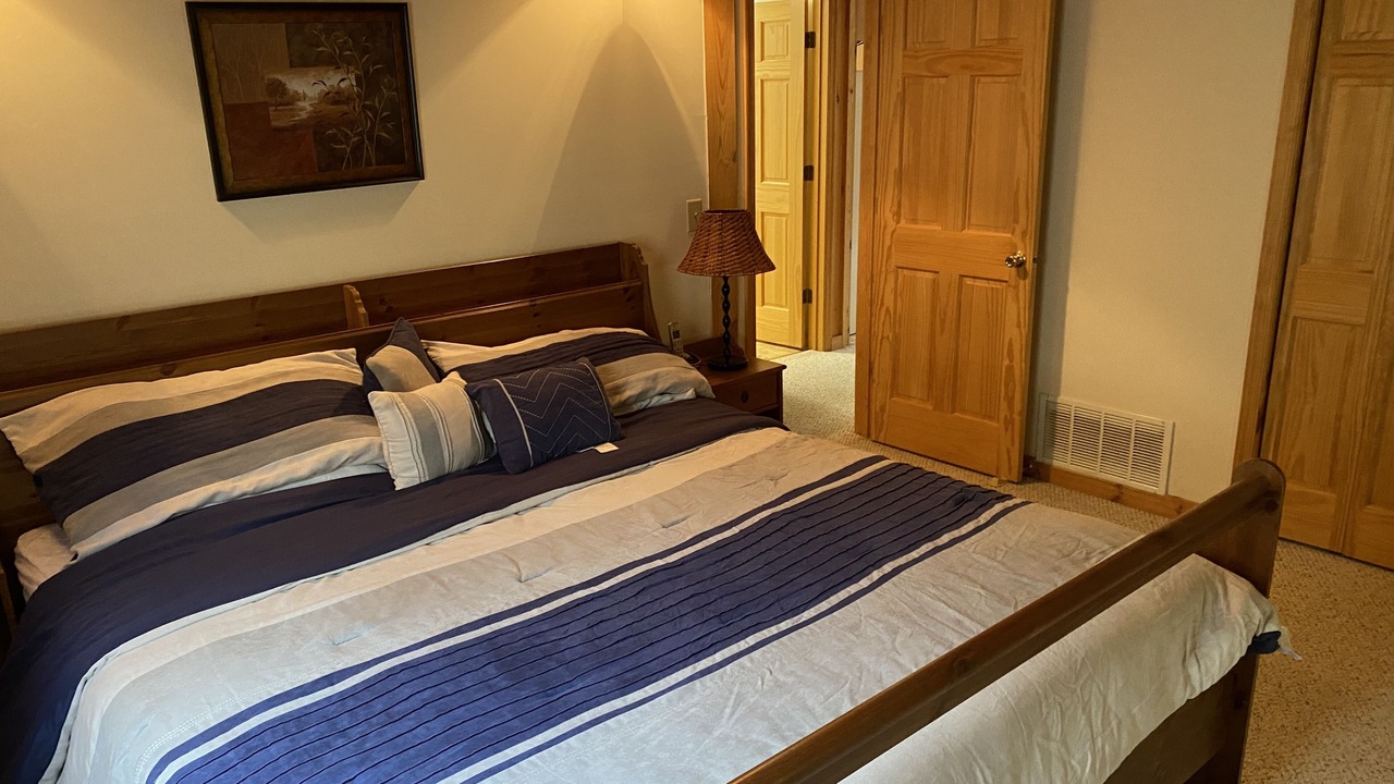 Photo of Bedroom in Berkeley Springs
