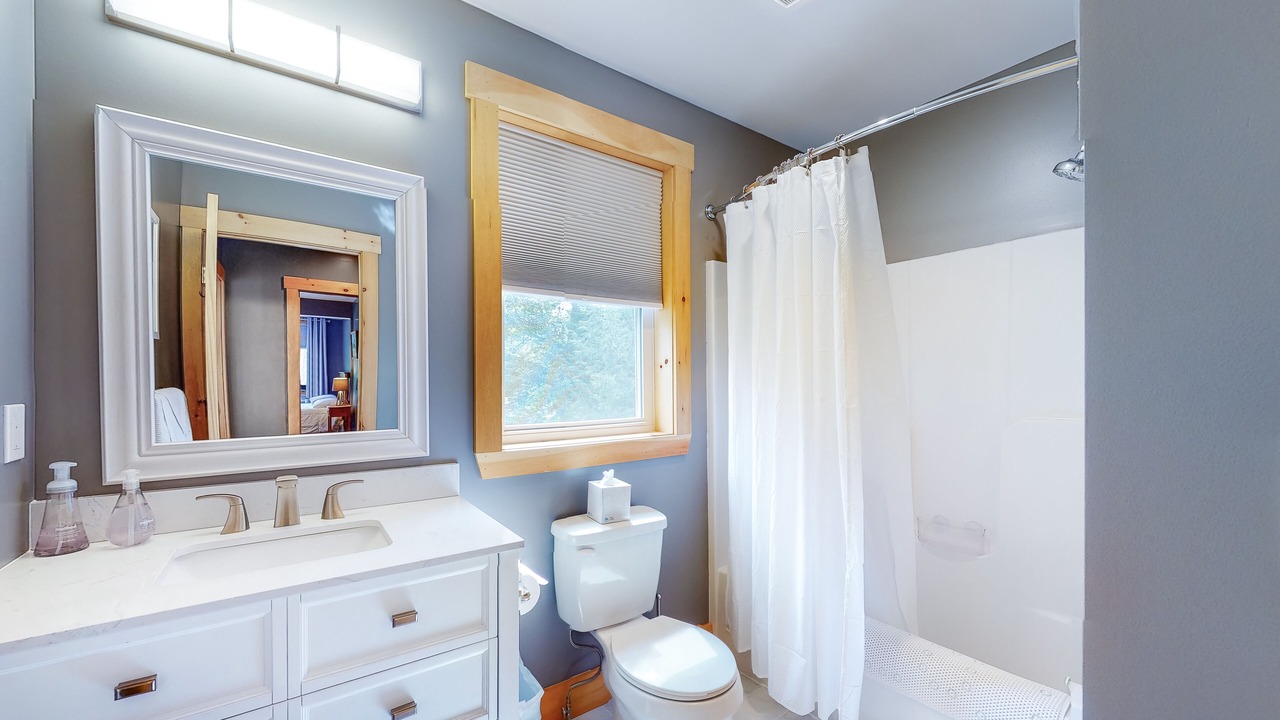 Photo of Bathroom in Intervale
