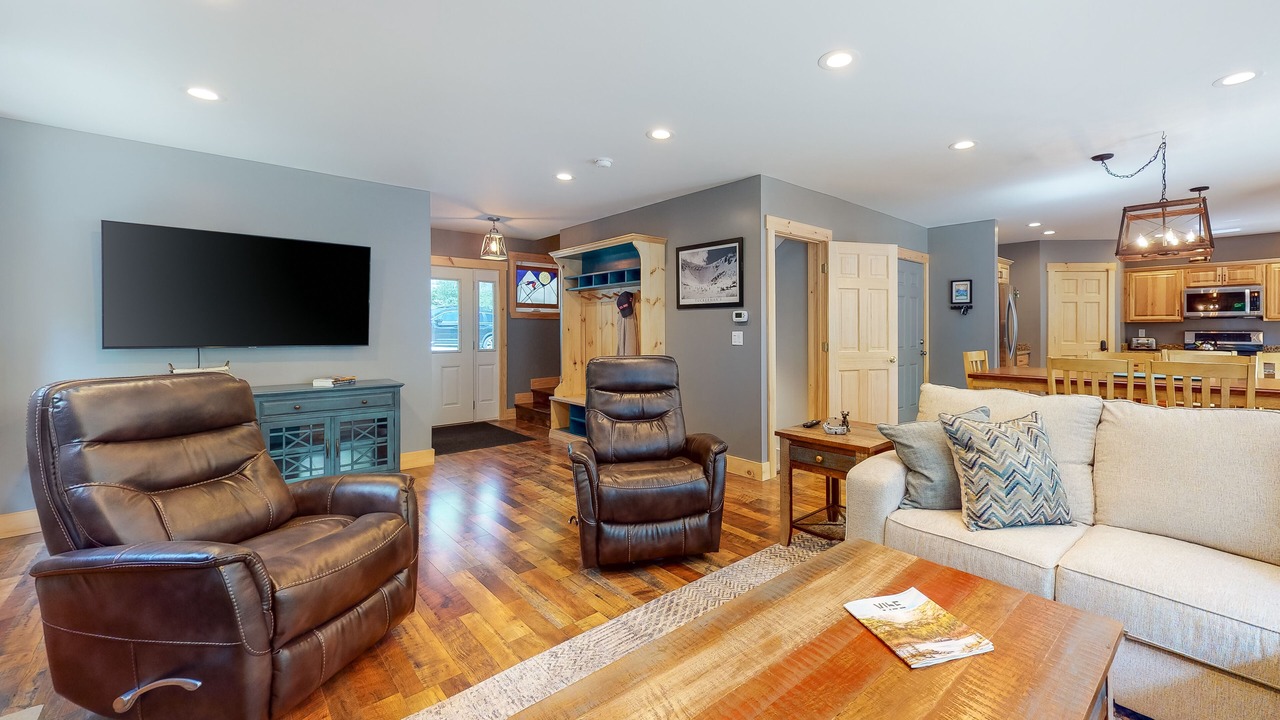Photo of Livingroom in Intervale