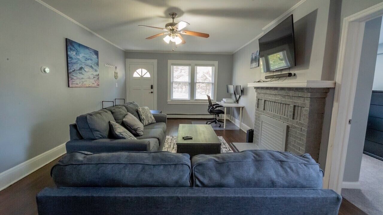Photo of Livingroom in Plainfield