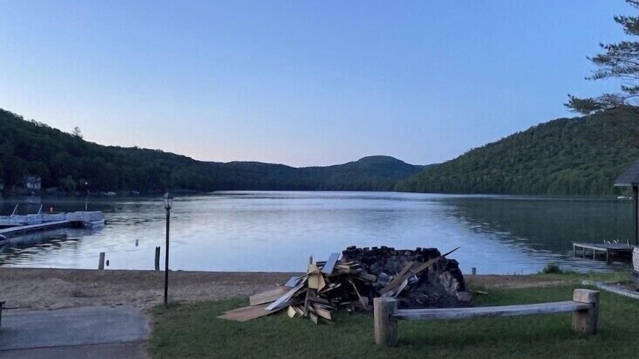 Photo of Livingroom in Caroga Lake
