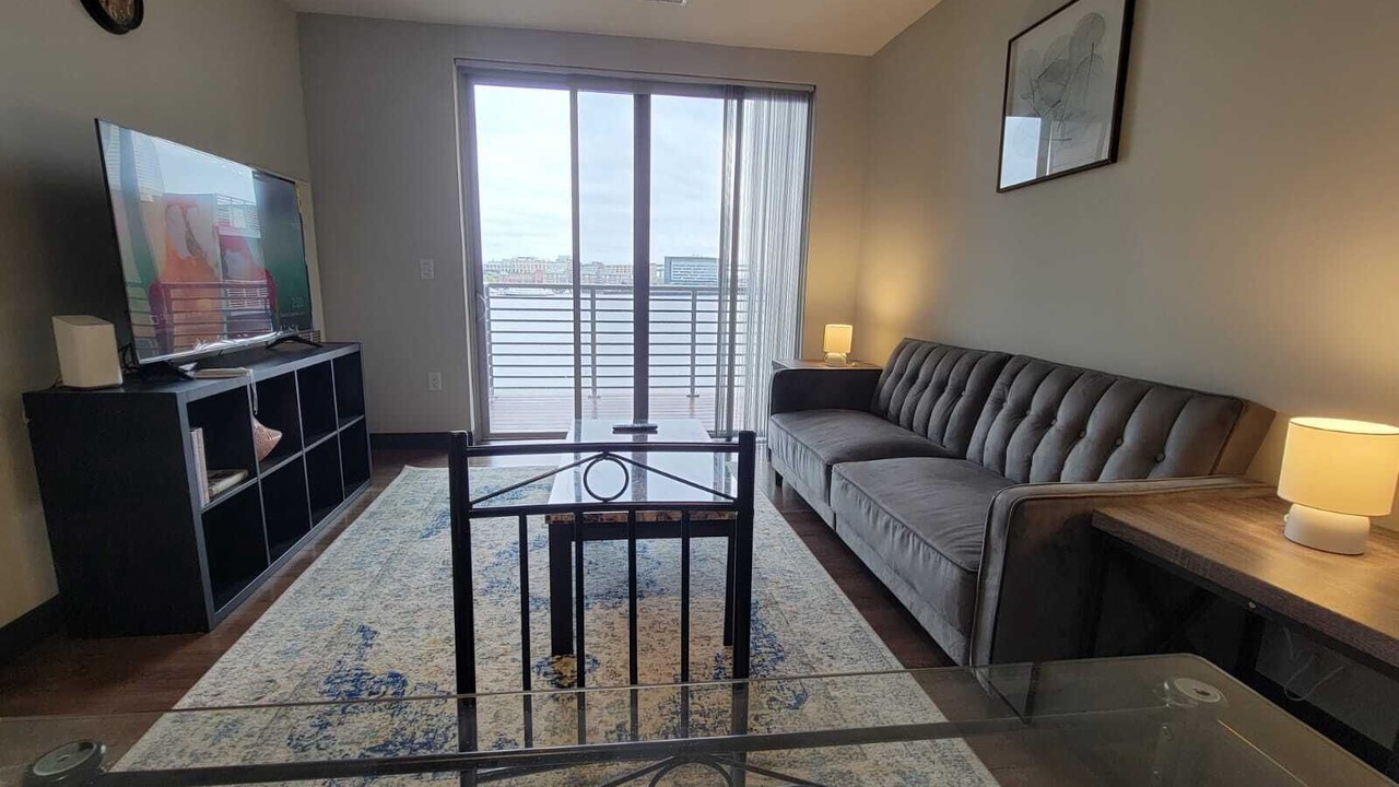 Photo of Livingroom in Central-Maverick Square - Paris Street