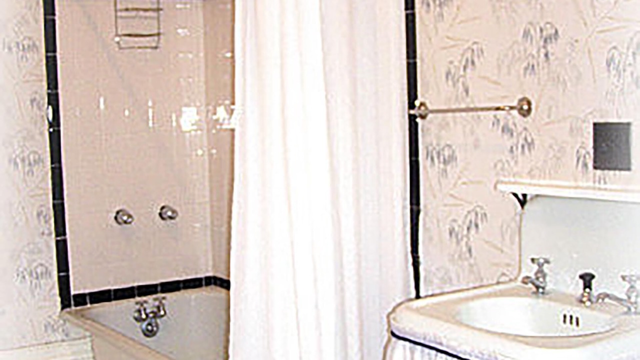Photo of Bathroom in Geneseo
