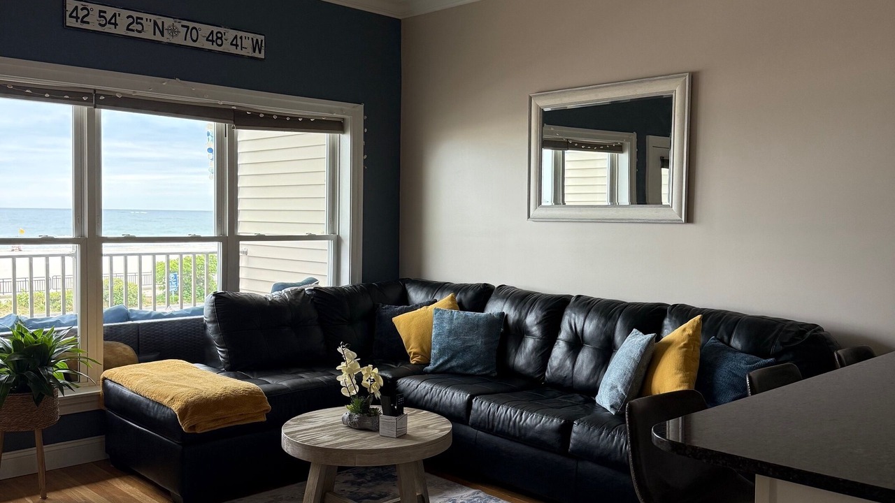 Photo of Livingroom in Hampton