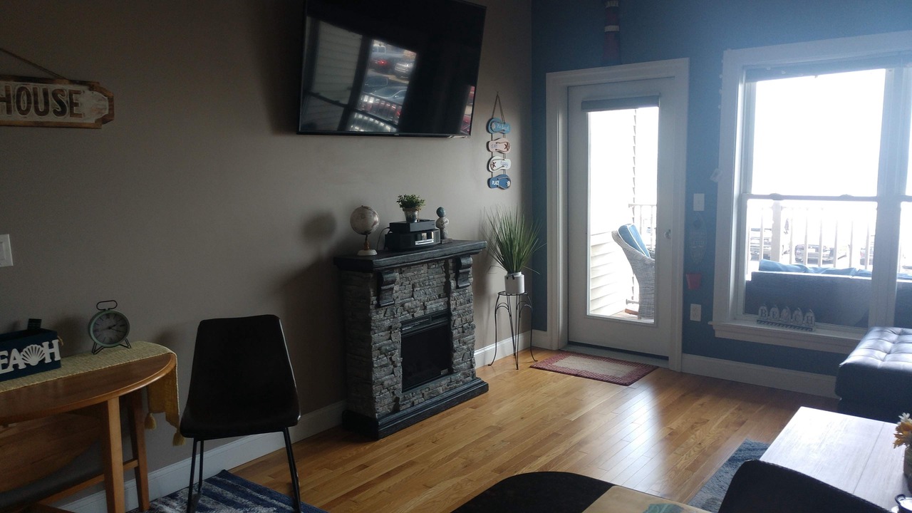 Photo of Livingroom in Hampton