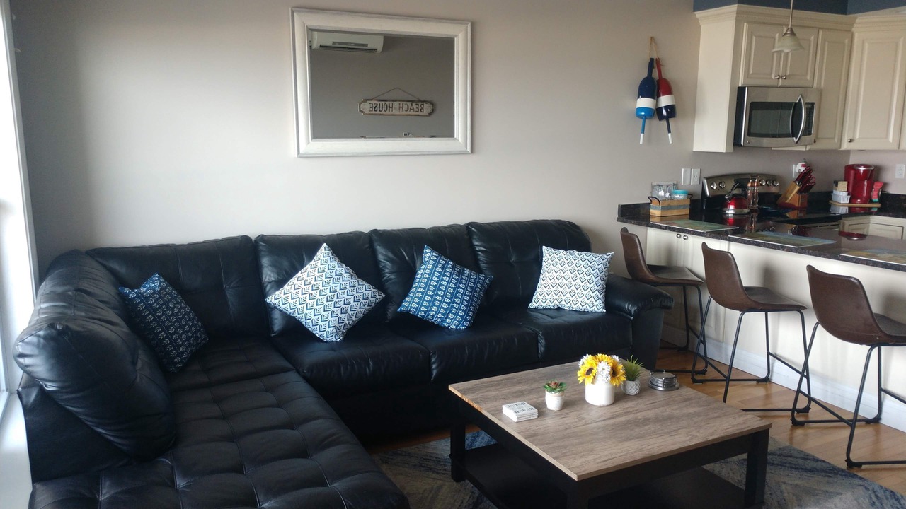 Photo of Livingroom in Hampton