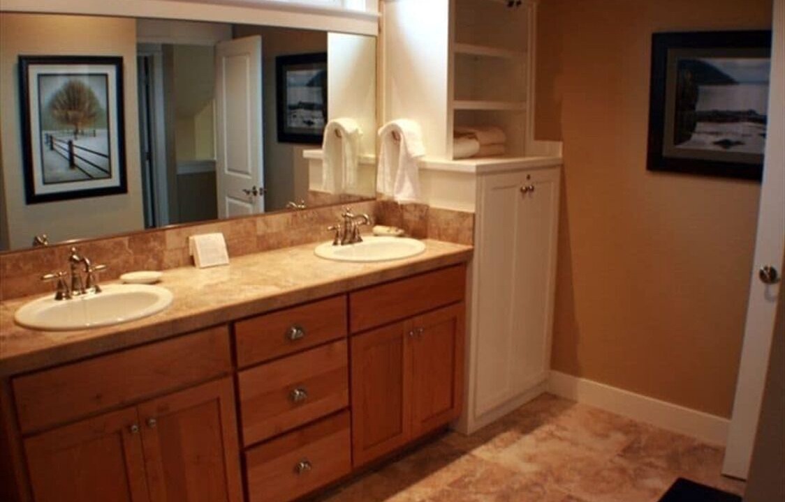 Photo of Bathroom in RiverWild
