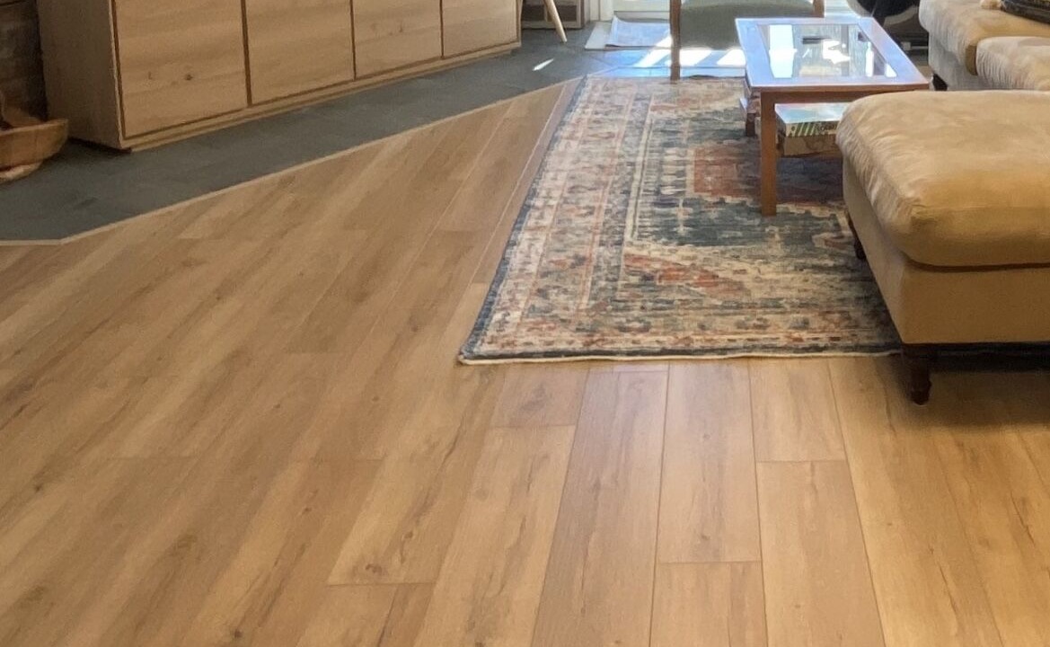 Photo of Livingroom in Sunapee