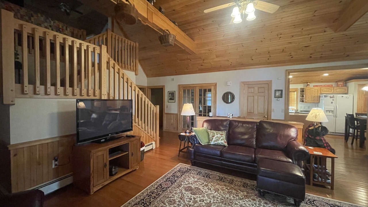 Photo of Livingroom in Holderness
