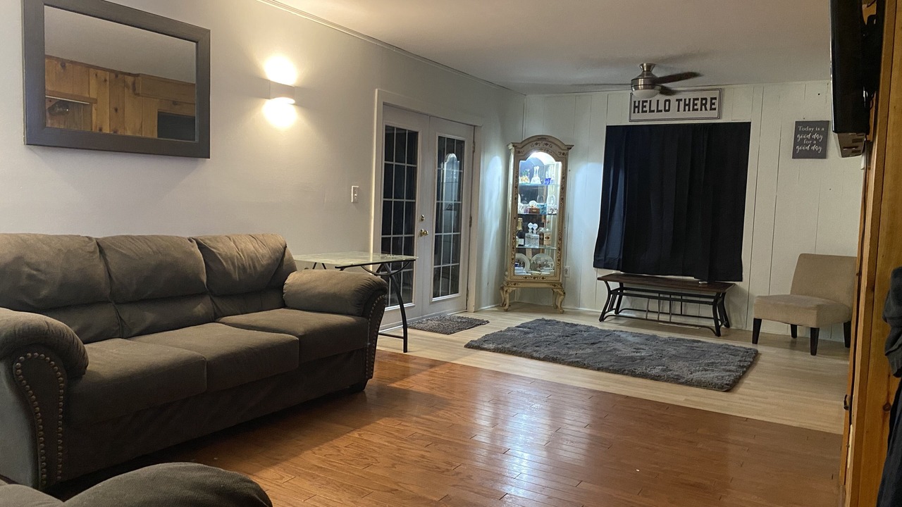 Photo of Livingroom in Lake Desolation