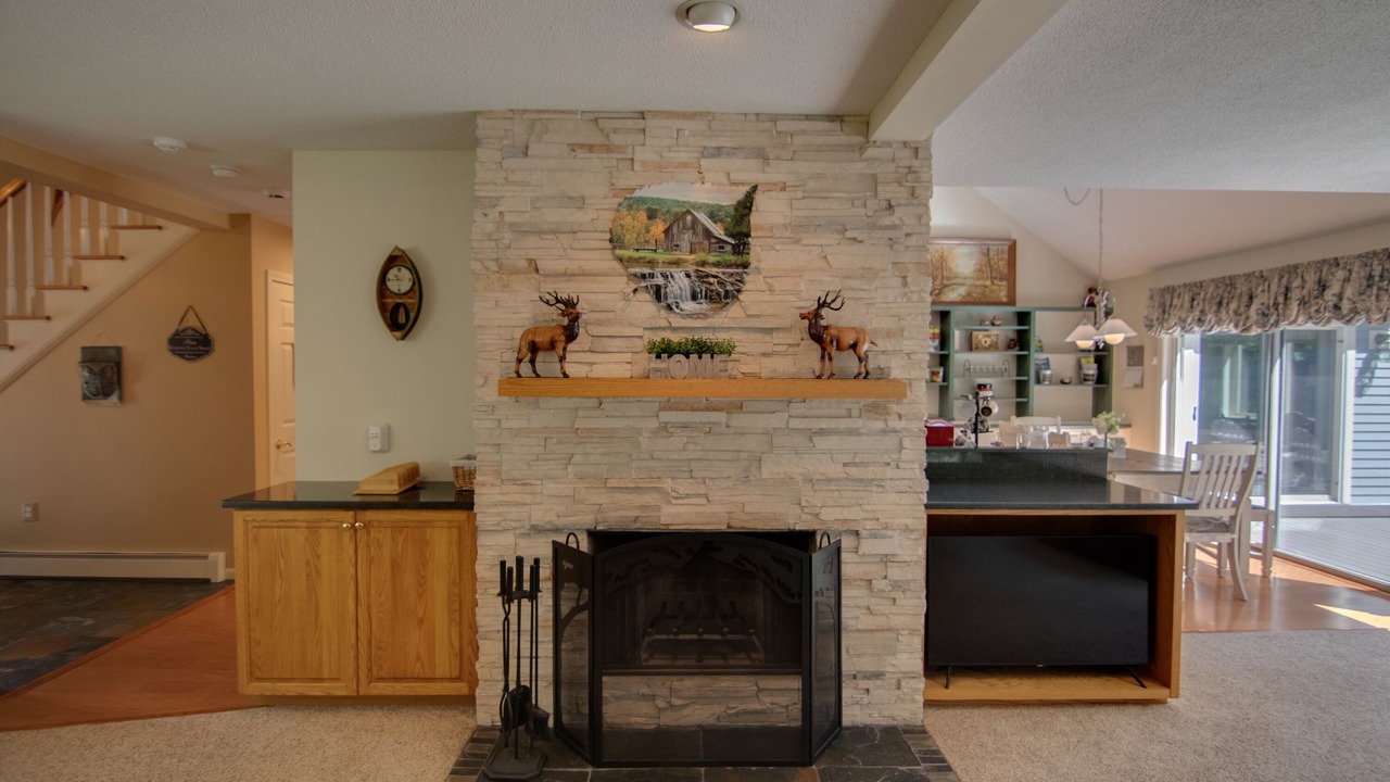 Photo of Livingroom in Thornton