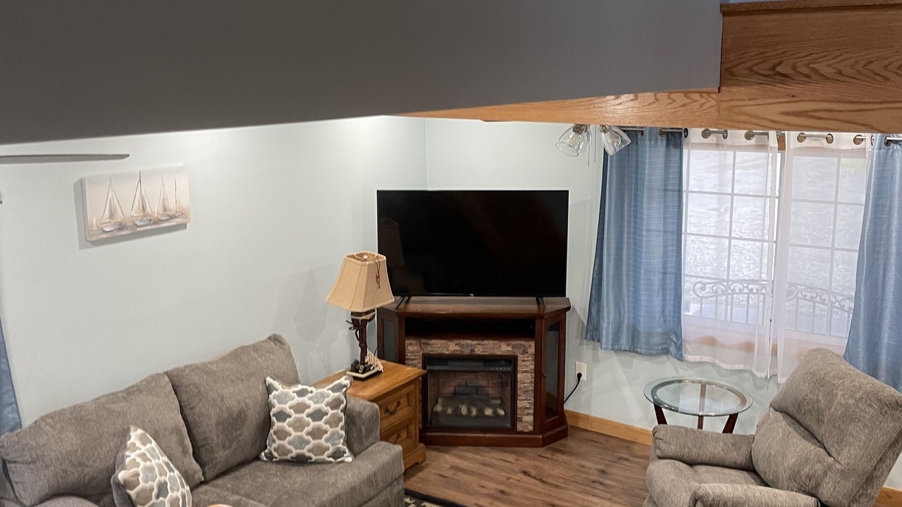 Photo of Livingroom in Jamestown