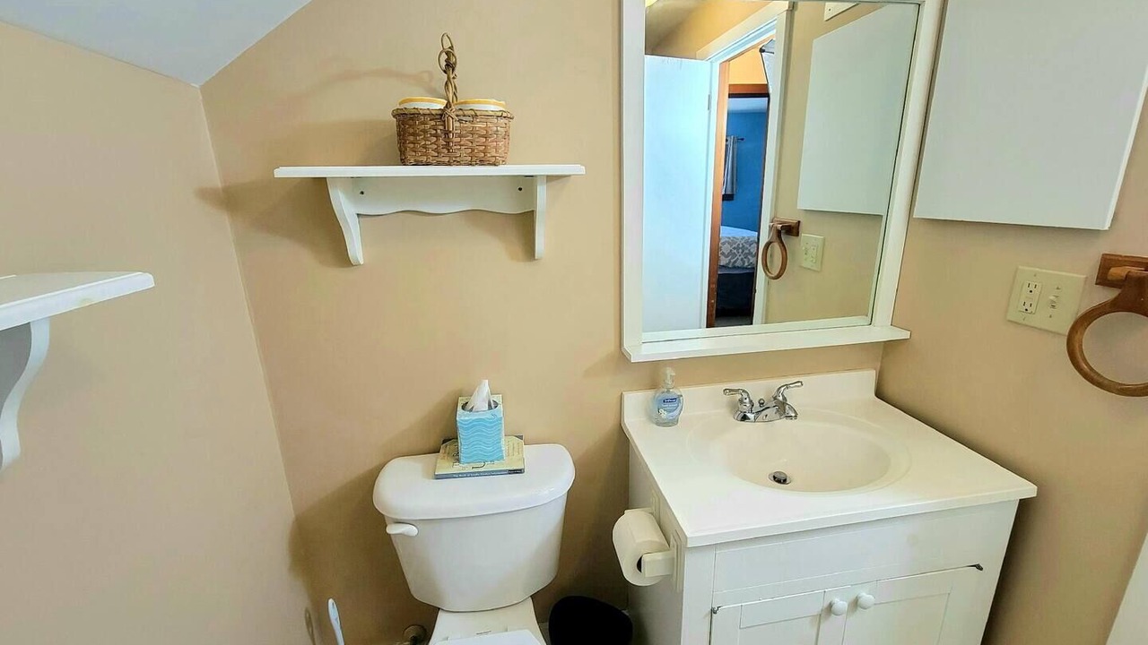 Photo of Bathroom in Warren