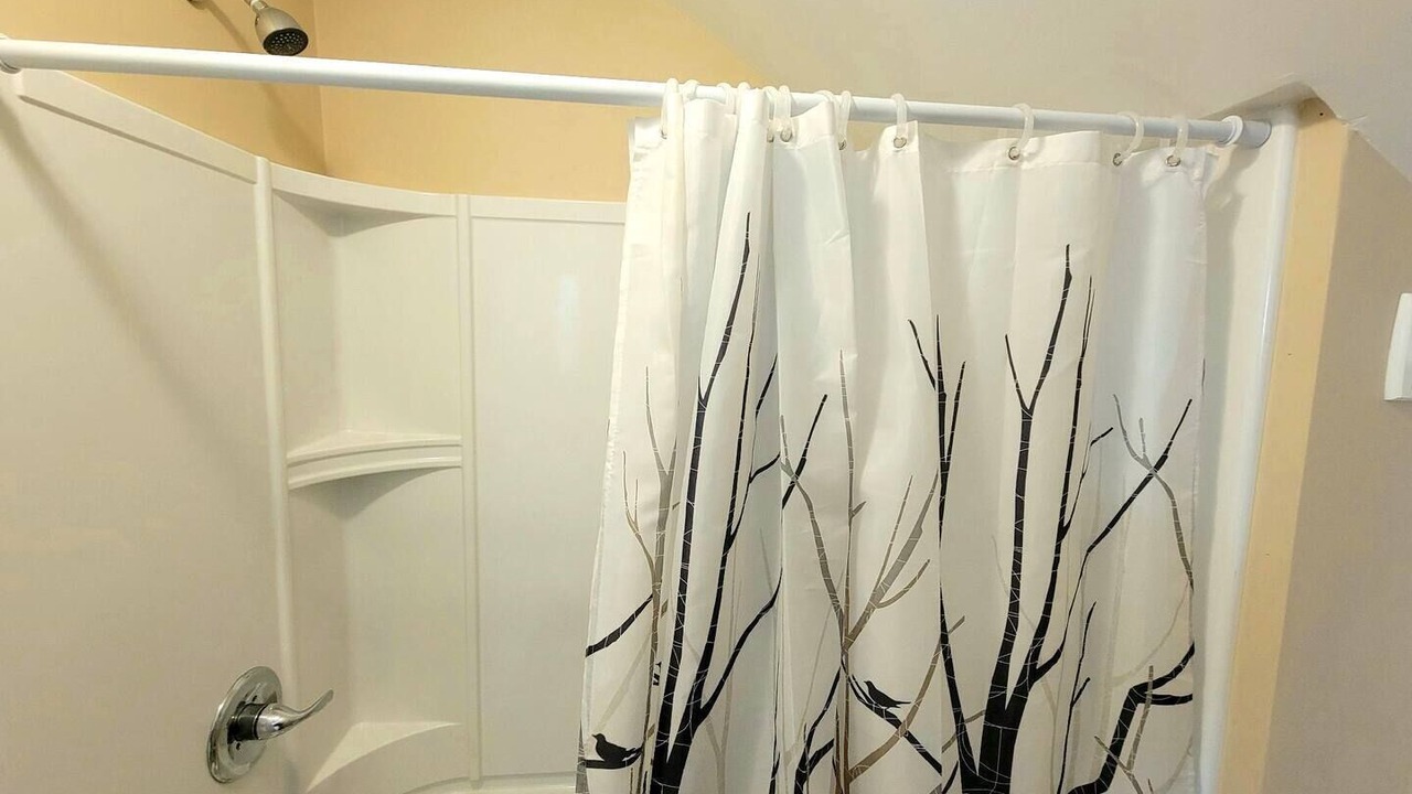 Photo of Bathroom in Warren