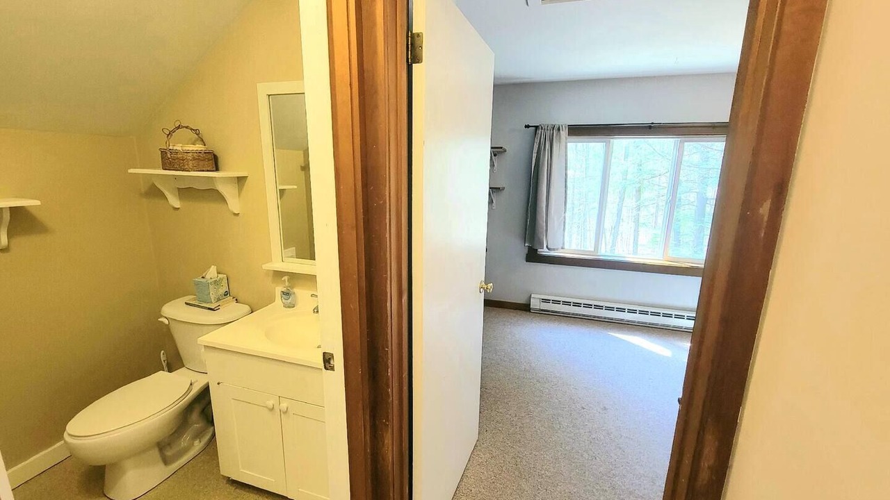Photo of Bathroom in Warren