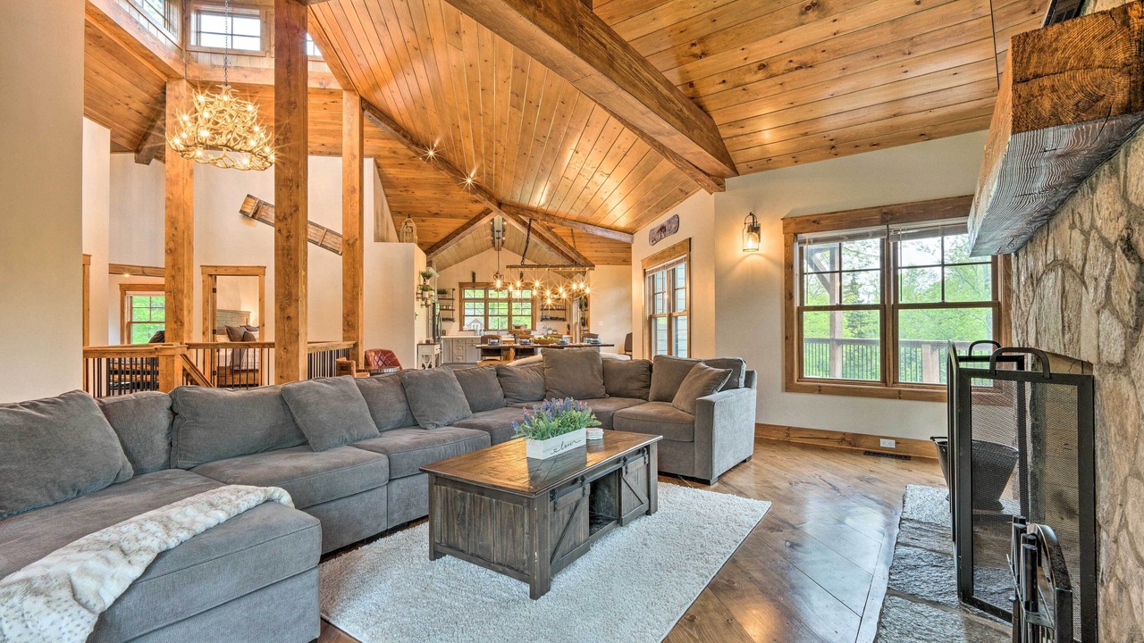 Photo of Livingroom in West Dover