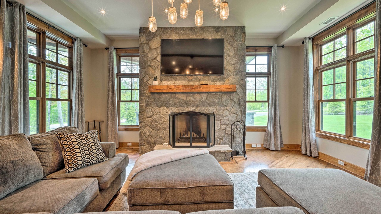 Photo of Livingroom in West Dover