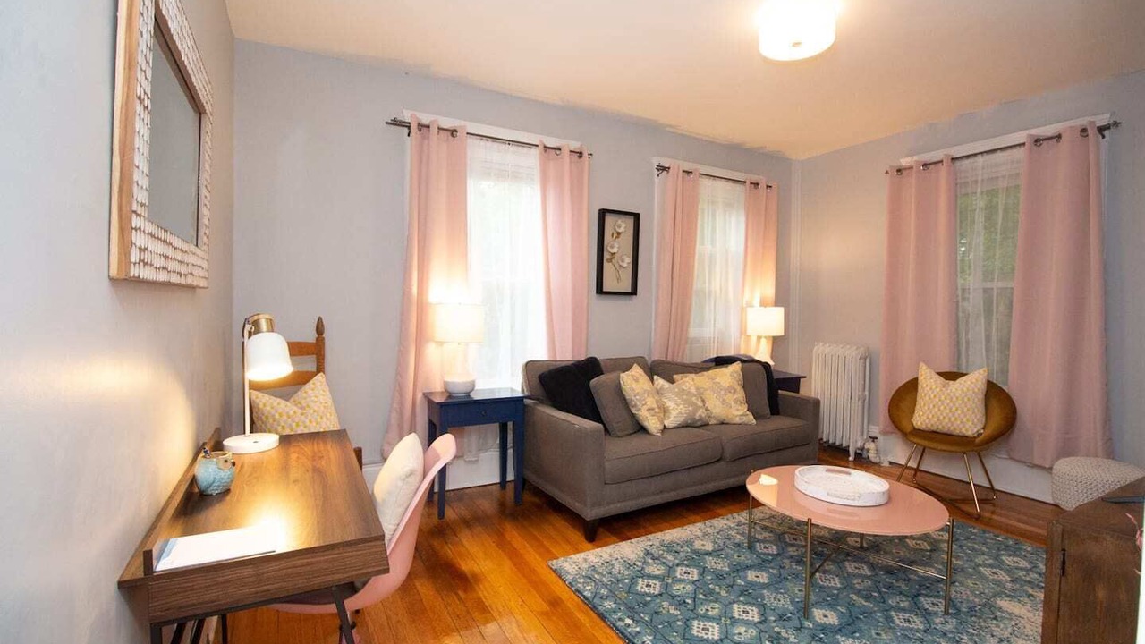 Photo of Bedroom in Aspinwall Hill
