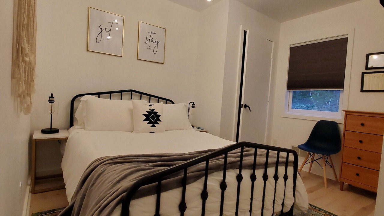 Photo of Bedroom in Gilboa
